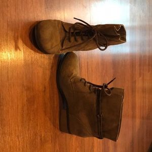 Shi ankle boots 8.5